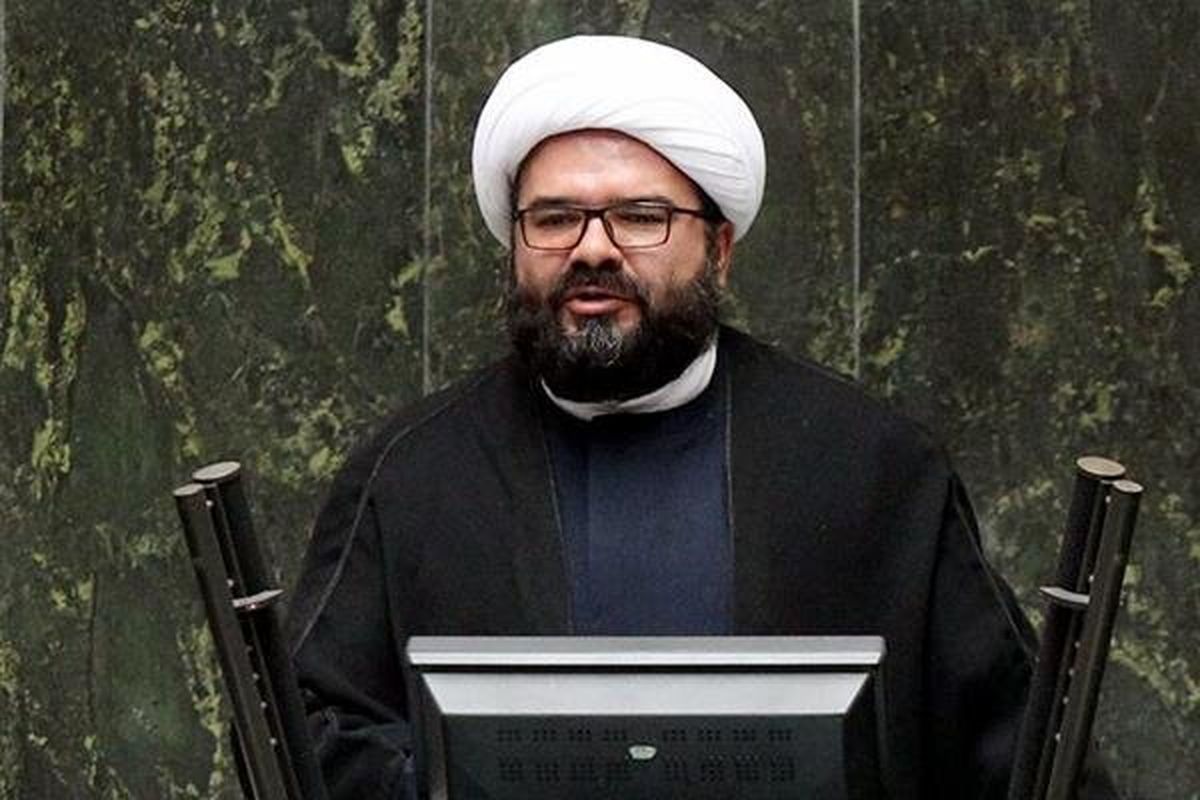 نماینده مجلس: به من مشت و لگد زدند/ مسئولان نظام باید تنبیه شوند +فیلم