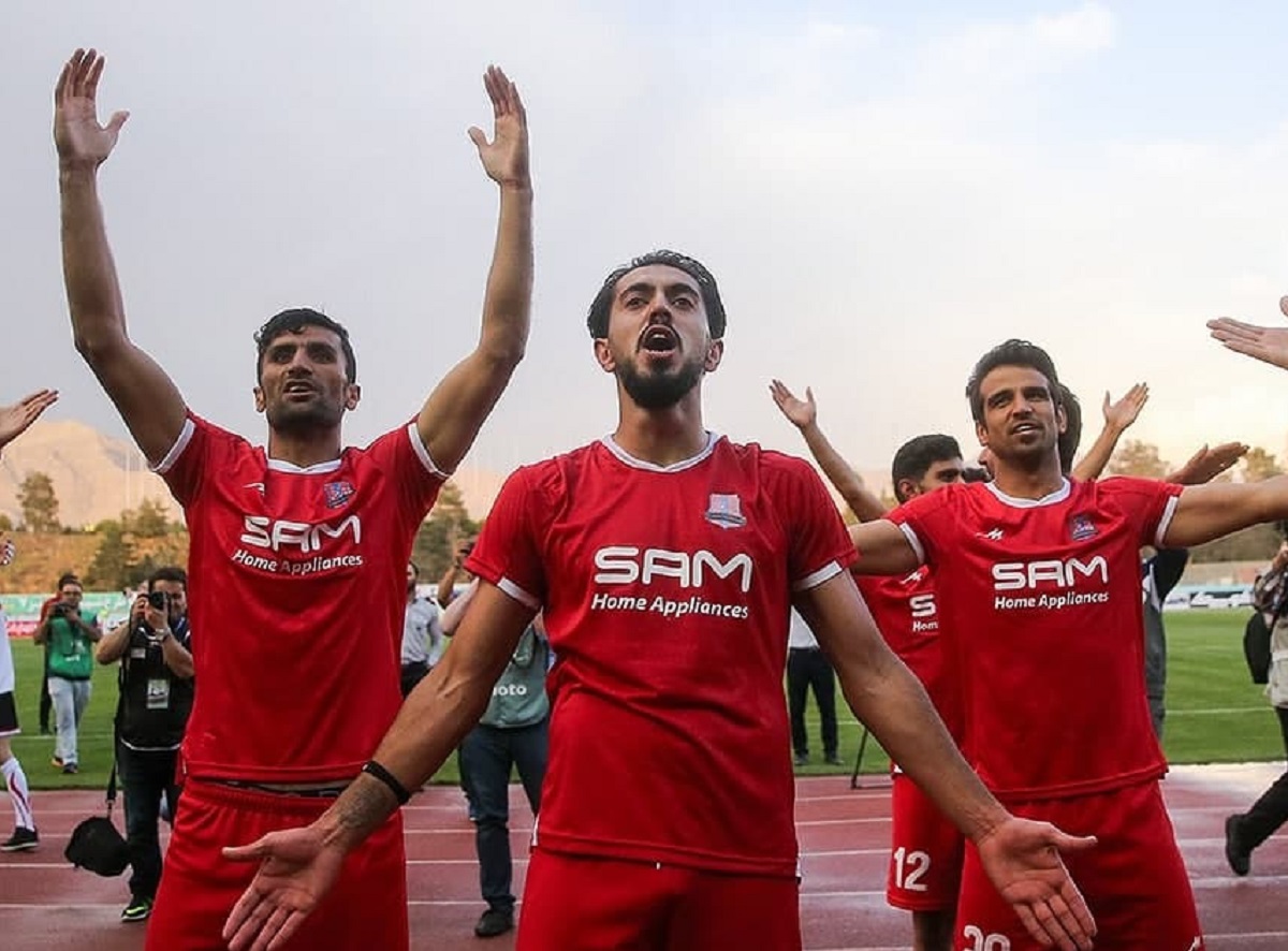 ما هم قهرمان میشدیم خوشحالی نمیکردیم/ یادتان نرود استقلال را چگونه حذف کردیم ما هم قهرمان میشدیم خوشحالی نمیکردیم/ یادتان نرود استقلال را چگونه حذف کردیم