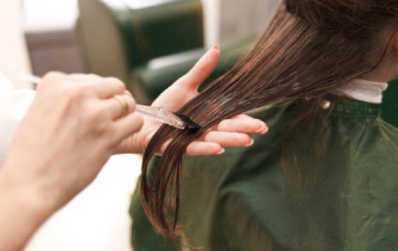 ویتامینه مو چطور انجام می‌شود و چه فواید و عوارضی برای مو دارد؟