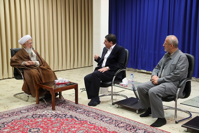 معاون اول رئیس جمهور با آیت الله جوادی آملی دیدار کرد/ آیت الله جوادی آملی: گزارش شما نافع و امیدبخش بود معاون اول رئیس جمهور با آیت الله جوادی آملی دیدار کرد/ آیت الله جوادی آملی: گزارش شما نافع و امیدبخش بود