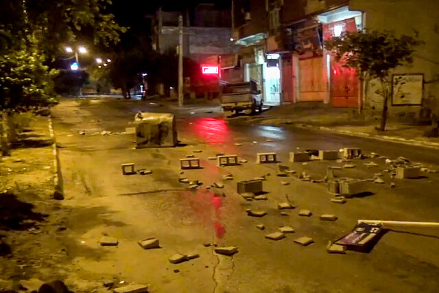 معاون استاندار خوزستان: نیرو‌های نظامی در حادثه ایذه نقشی نداشتند/ اصلا از سلاح جنگی استفاده نمی‌شود!