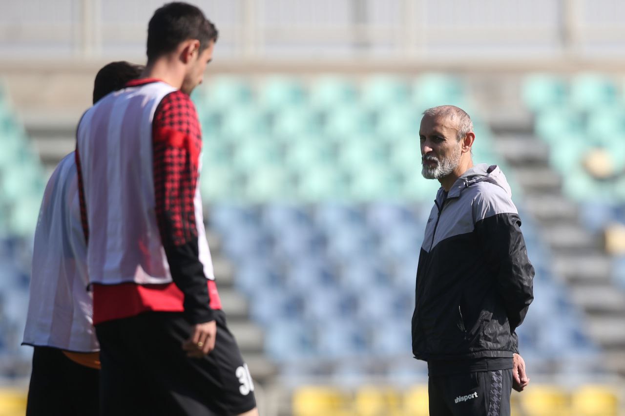 یحیی گل محمدی از دربی محروم می‌شود؟