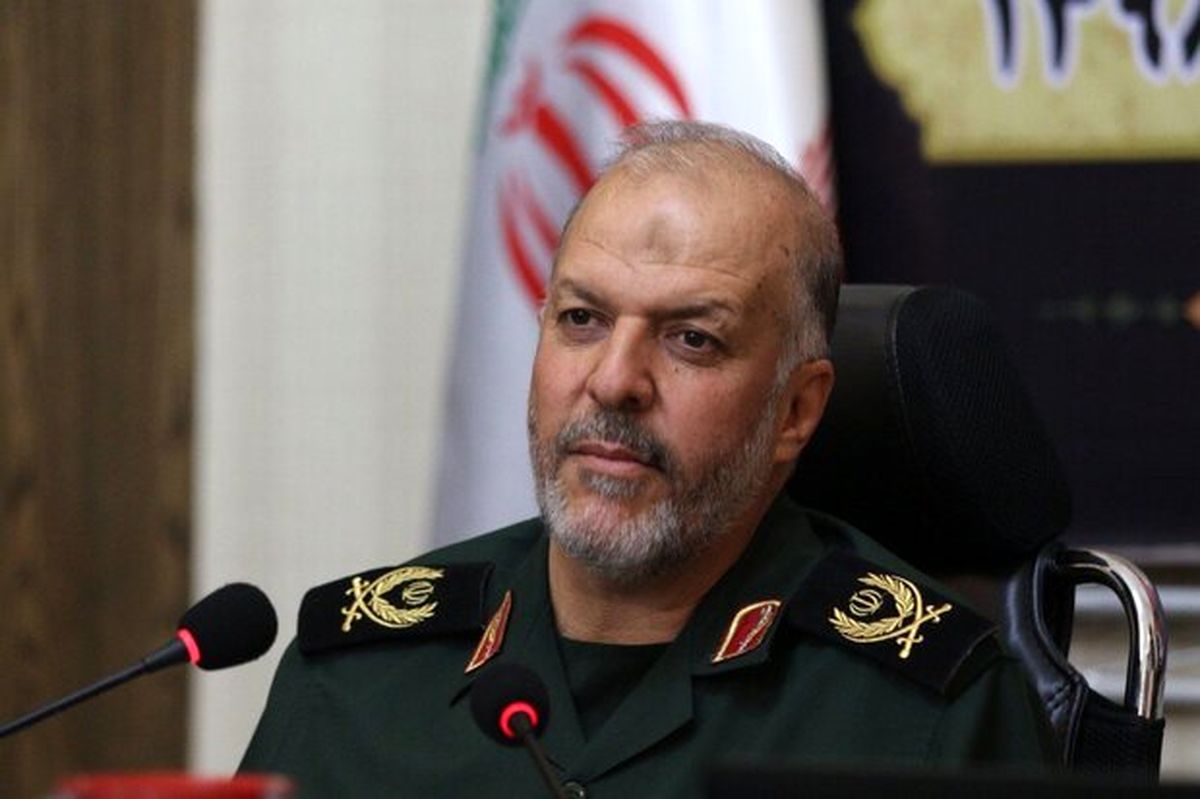 اگر فضای مجازی را به دست جوانان نمیدادیم این همه شبهه برای نظام به وجود نمیآمد اگر فضای مجازی را به دست جوانان نمیدادیم این همه شبهه برای نظام به وجود نمیآمد