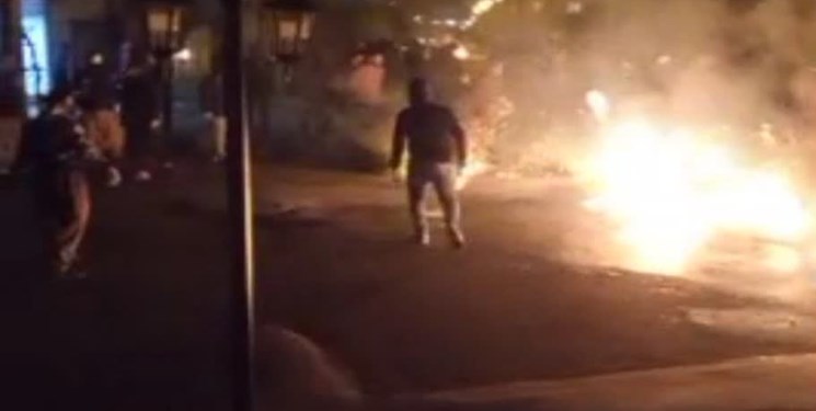 گزارش فارس از حوادث امروز در مهاباد و بوکان / از حمله به پایگاه بسیج تا سنگ پرانی به مقرهای نظامی