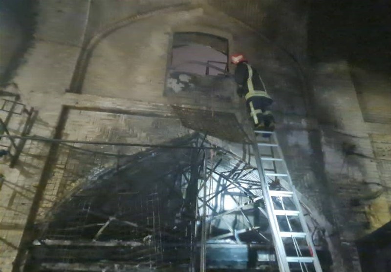 آتش سوزی در بازار وکیل شیراز