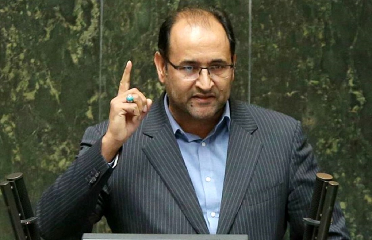 قبل از اینکه مجلس وارد شود رئیسی کابینه را ترمیم کند/ برخی استانداران به معنای واقعی کلمه تعطیل‌اند