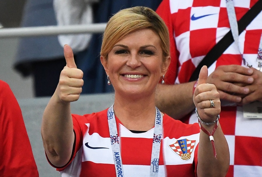 پرچم فلسطین در دست نخست وزیر کرواسی در جام جهانی +فیلم