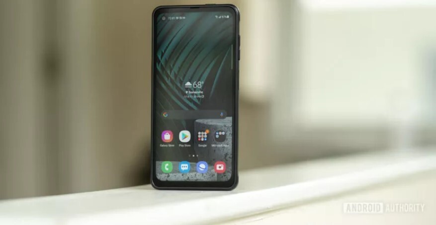 بهترین گوشی‌های دارای باتری قابل جابجایی سال ۲۰۲۲