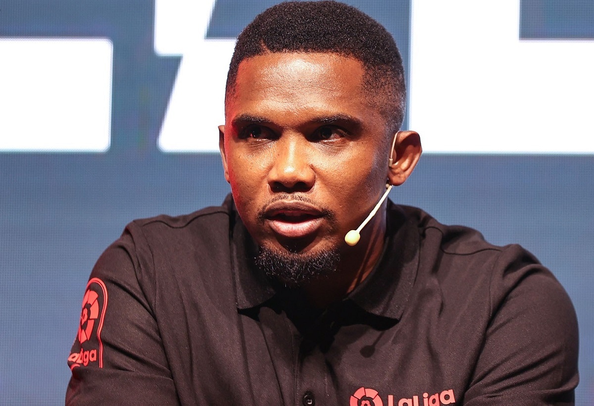 ضرب و شتم یک هوادار توسط ستاره سابق بارسلونا +فیلم