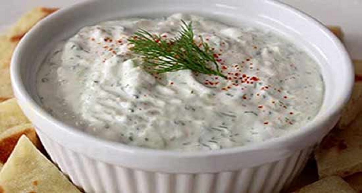 ماست و سماق