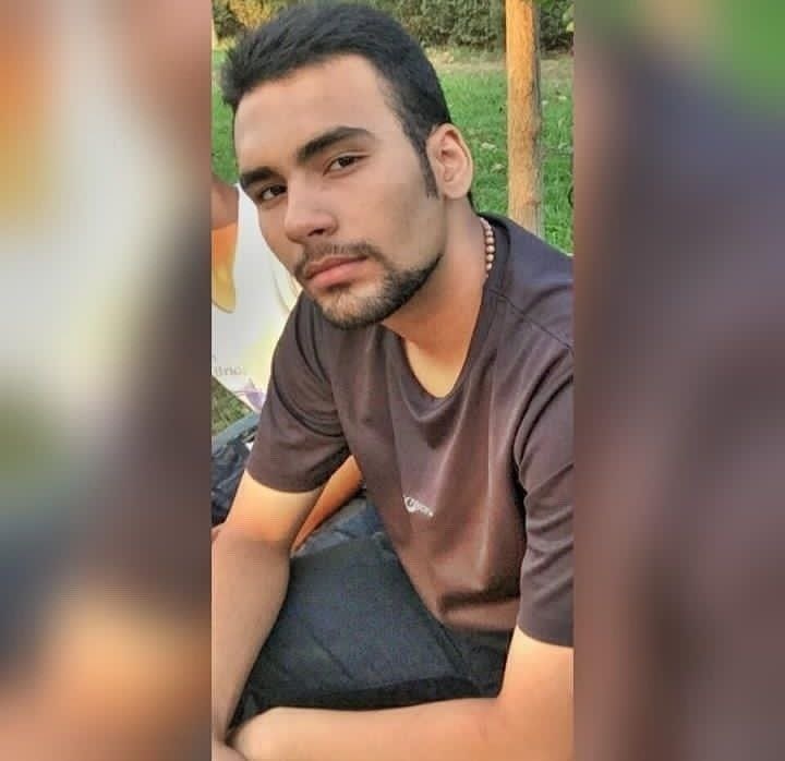 محسن شکاری کیست