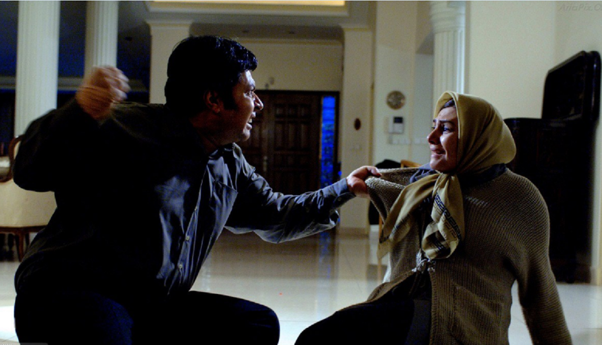 معرفی فیلم سینمایی من مادر هستم، اثری جنجالی از فریدون جیرانی