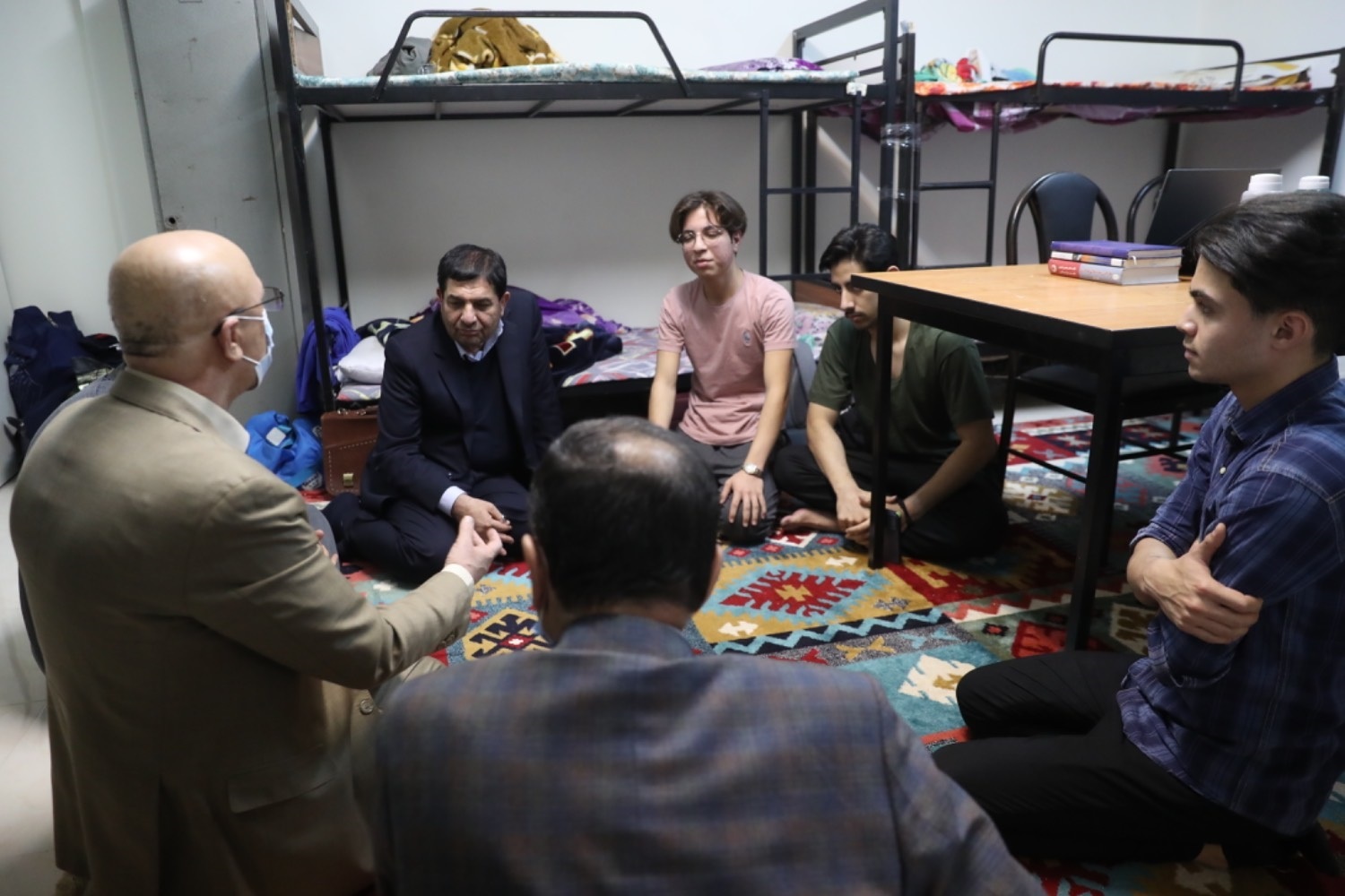 حضور چهار ساعته معاون اول رییس جمهور در دانشگاه علم و صنعت ایران