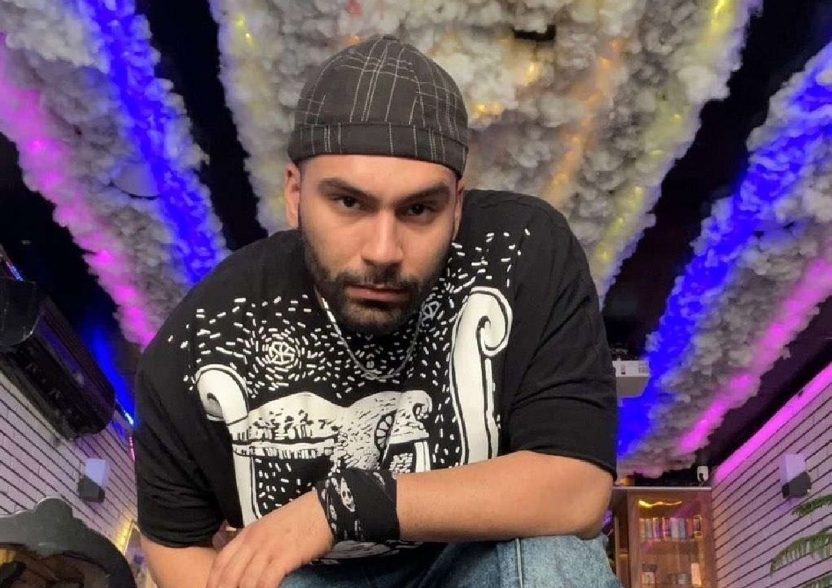 واکنش جنجالی امیرحسین صادقی به اعدام محسن شکاری واکنش جنجالی امیرحسین صادقی به اعدام محسن شکاری