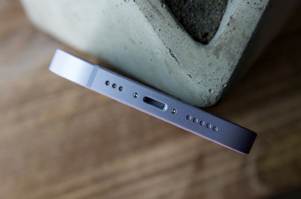 درگاه آیفون 14