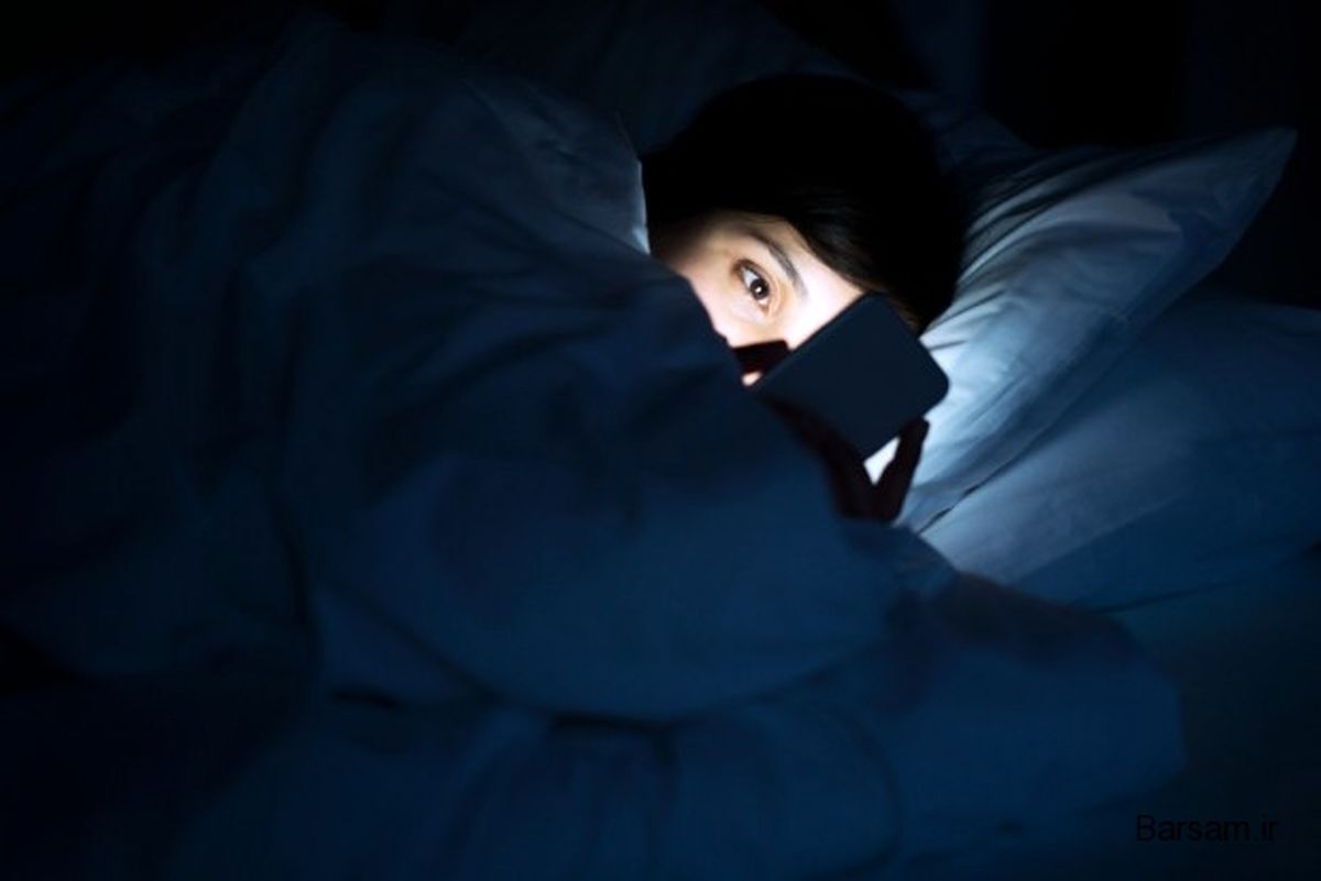 تاثیرات منفی استفاده از موبایل قبل از خواب