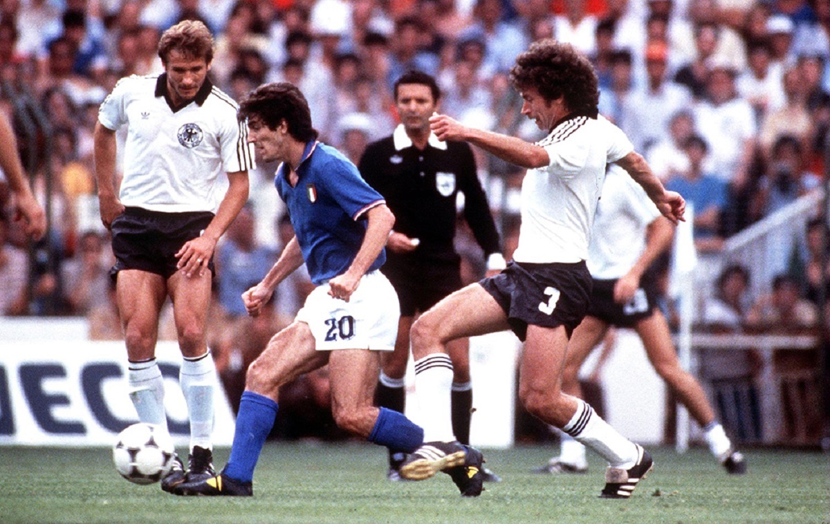 داور فینال جام جهانی 1982