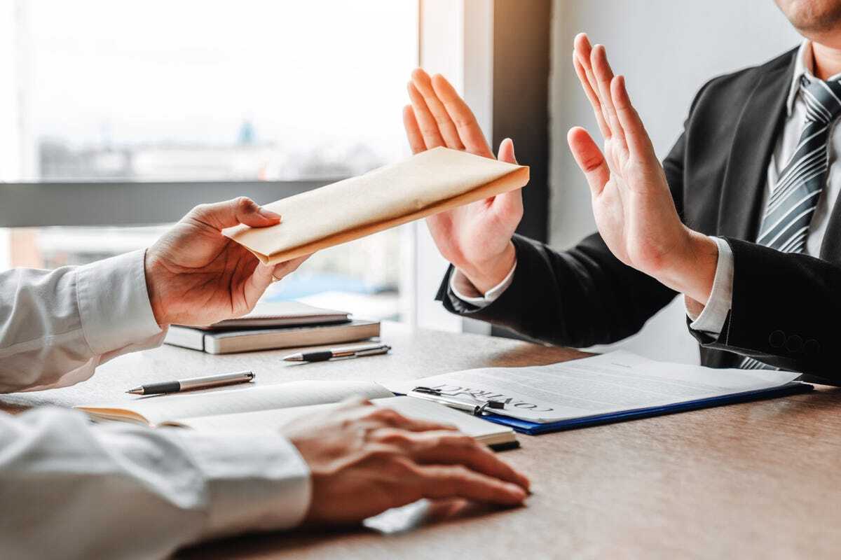 ویژگی اخلاقی