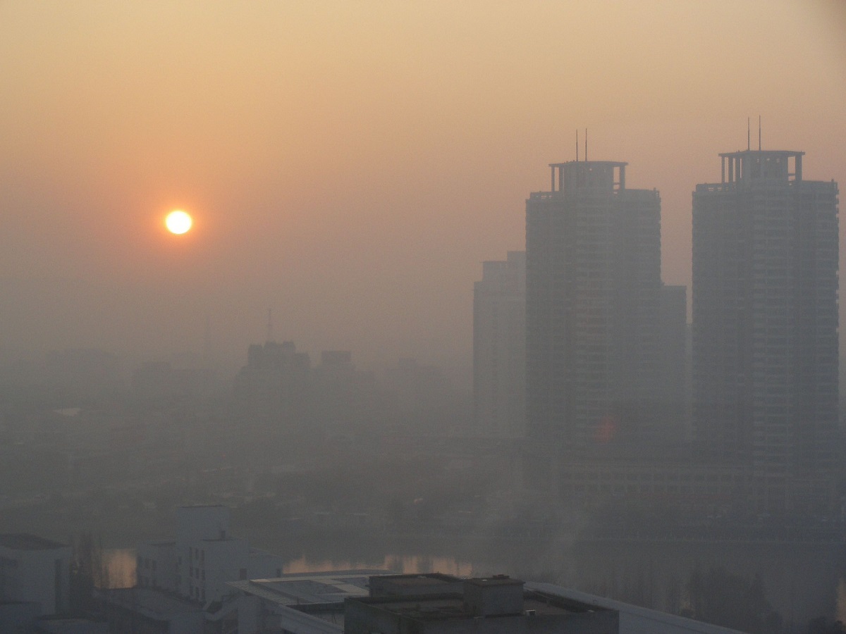 ثبت اولین روز آلوده هوای پایتخت با آلاینده دی‌اکسید گوگرد!