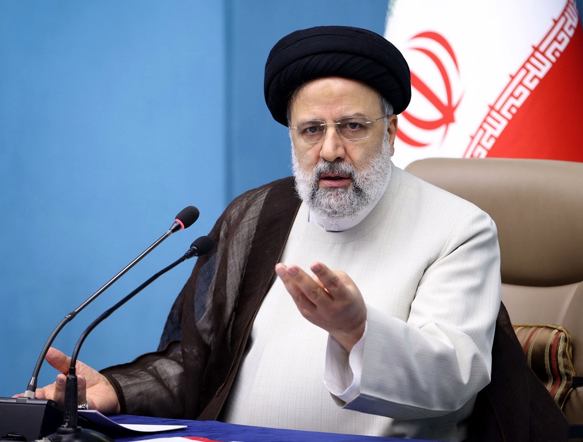 رئیسی در بازدید از یگان ویژه تهران: شما افتخار آفریدید/ حفظ نظام از اوجب واجبات است