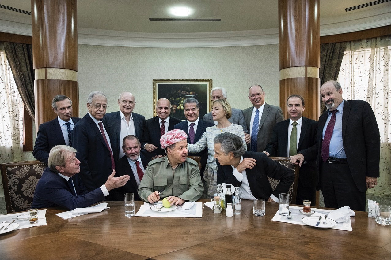 گزارش تسنیم از پشت‌پرده دیدار مسیح علی‌نژاد و مکرون