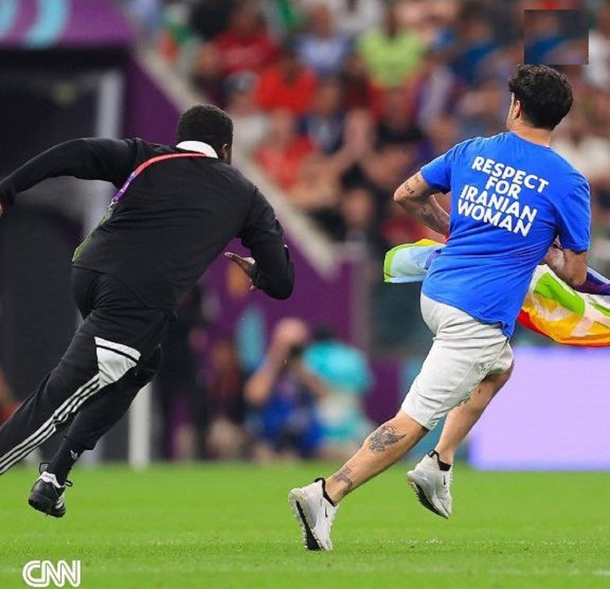 جیمی جامپ حامی زنان ایرانی، اوکراین و همجنسگرایان در بازی پرتغال و اروگوئه +عکس و فیلم جیمی جامپ حامی زنان ایرانی، اوکراین و همجنسگرایان در بازی پرتغال و اروگوئه +عکس و فیلم