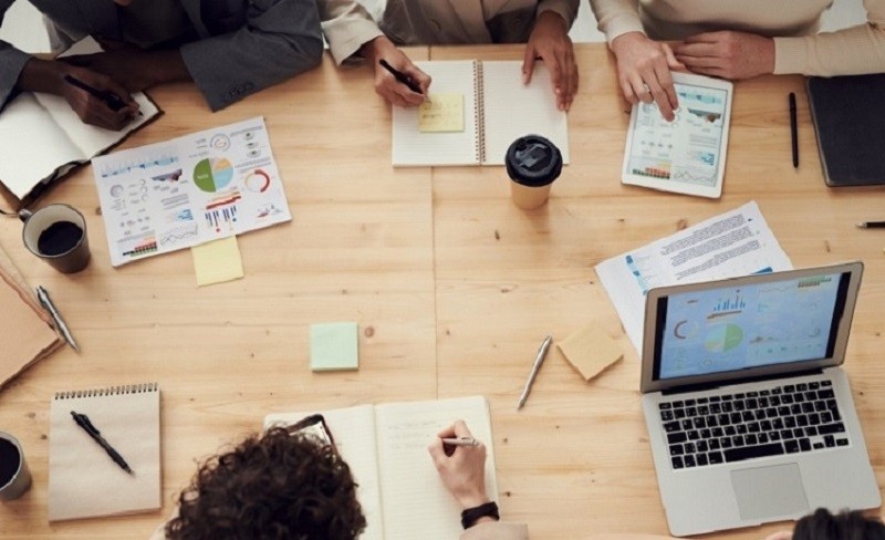 مدیریت پروژه در کانادا؛ با دوره PMP فناوران حرفه‌ای شوید!