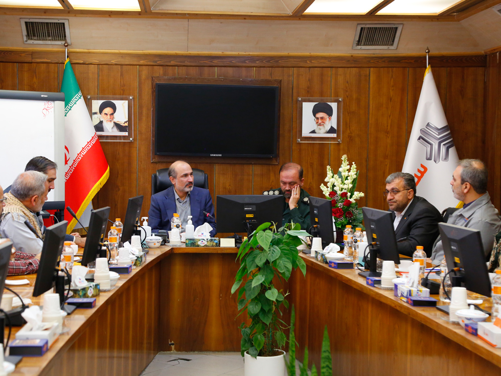 نشست مدیرعامل گروه سایپا با مسئولین سازمان بسیج کارگری تهران بزرگ
