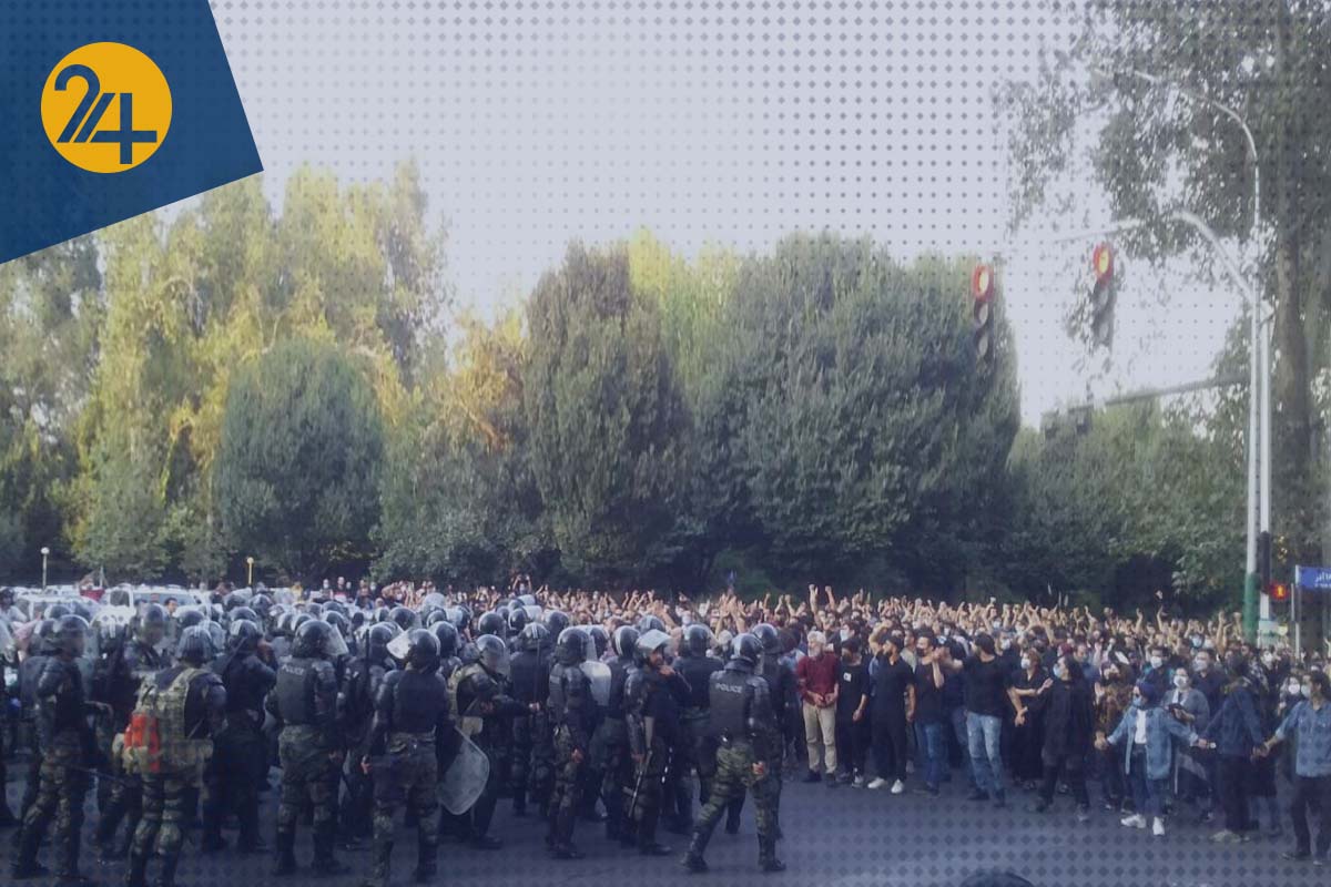 چرا معترضان در ایران خیابان را رها نمی‌کنند؟