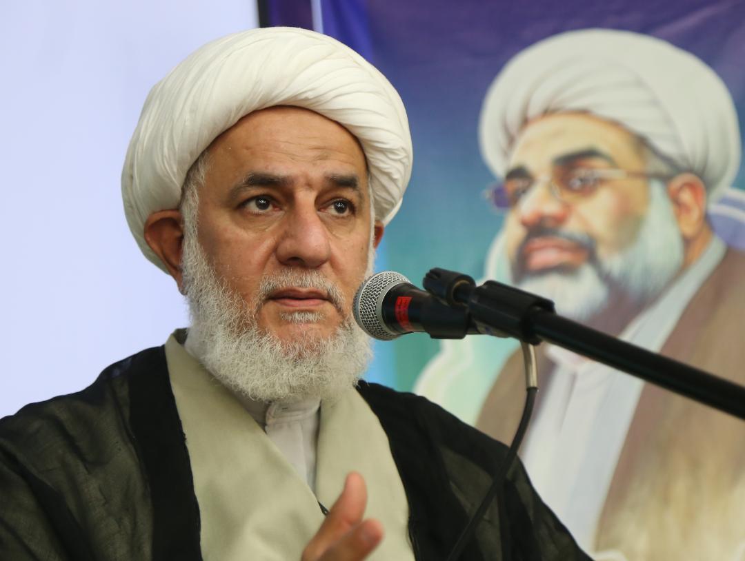 امام جمعه اهواز: عناصر خودفروخته برای ترویج کشف حجاب در کشور دلار دریافت کرده‌اند