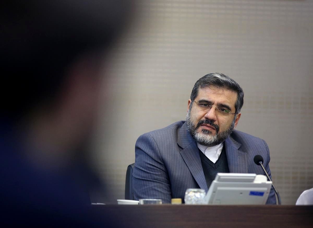 جامعه اسلامی ۴۵ سال پیش علیه کشف حجاب قیام کرده؛ جامعه ما به بازگشت به جاهلیت بر نمی‌گردد