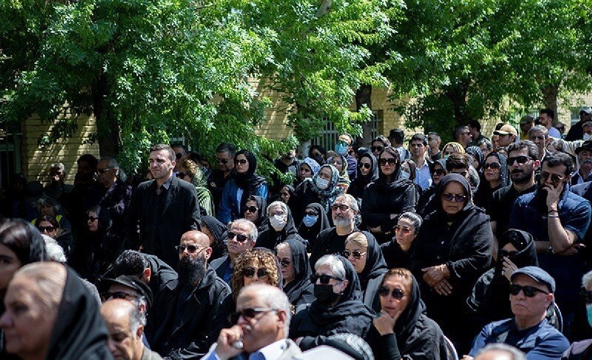 تشییع کیومرث پوراحمد