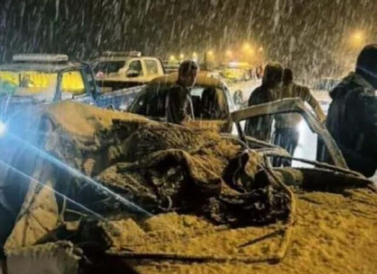 ریزش سنگ روی یک پژو پارس در جاده چالوس ۳ کشته برجای گذاشت