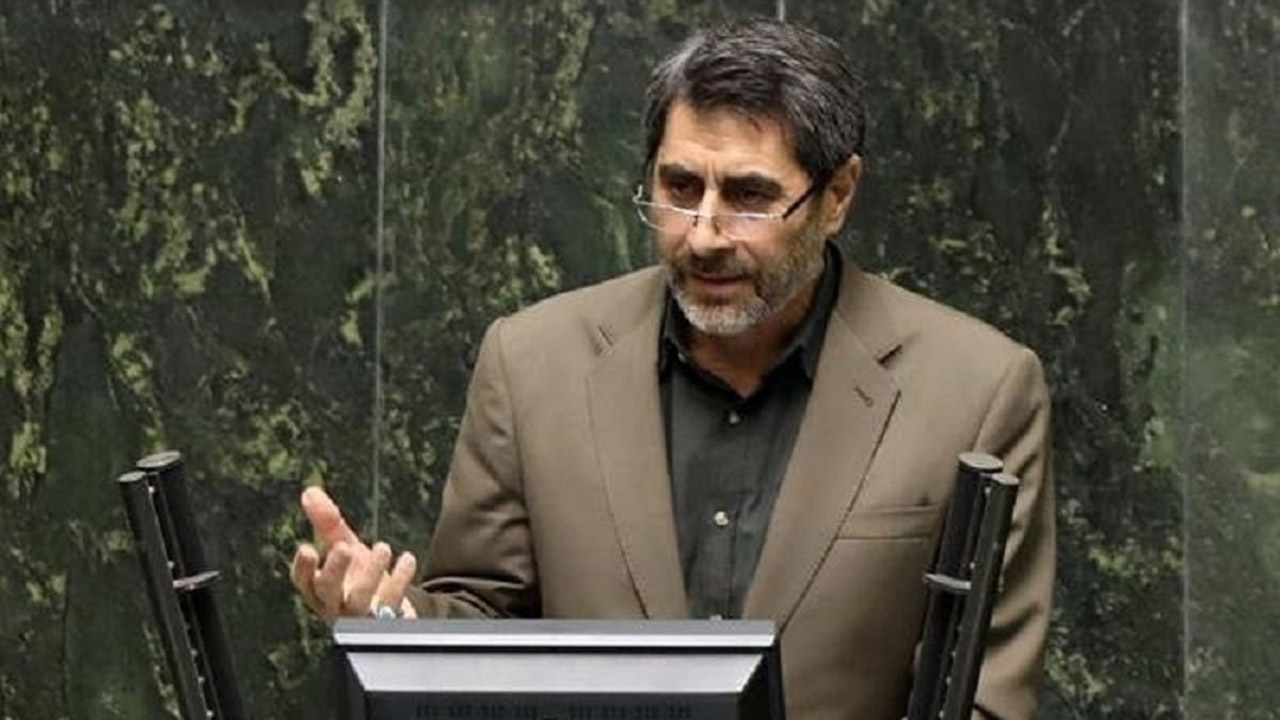 نماینده مجلس: سردار رادان! به احضار بی‌حجاب‌ها ورود نکنید