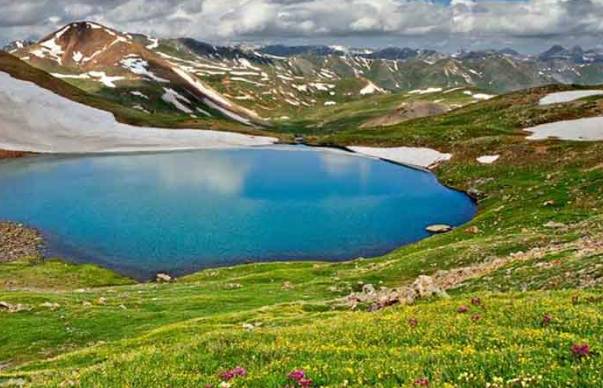 زیباترین دریاچه‌های ایران که ارزش دیدن دارند