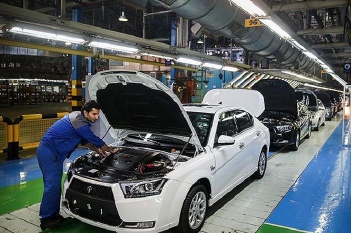 یک مقام مسئول در شورای رقابت: افزایش قیمت خودرو فعلا مشمول مبلغ باقیمانده خودرو‌های پیش‌فروش شده است