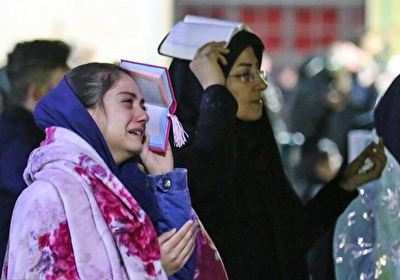 تصاویر متفاوت از حضور زنان در شب قدر