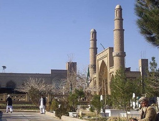 بهارستان اثر کیست؟