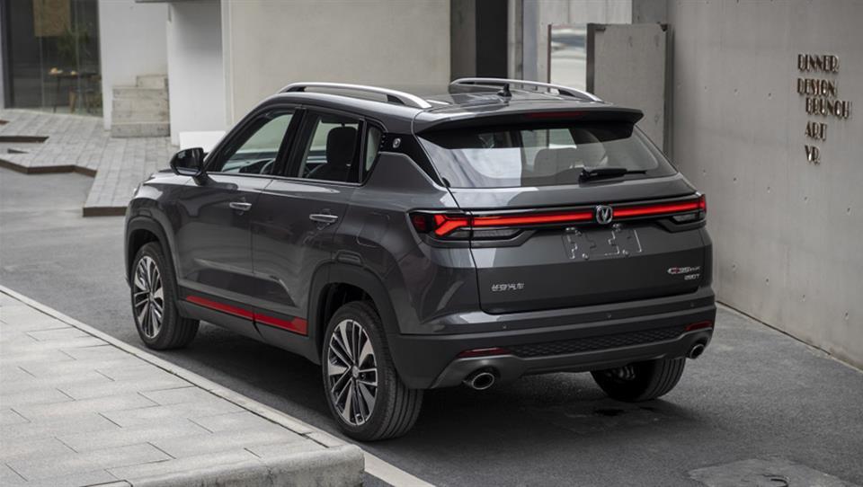 تفاوت تیپ‌های چانگان CS۳۵ پلاس چیست؟