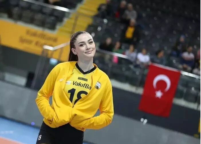 زهرا گونش زهرا گونش