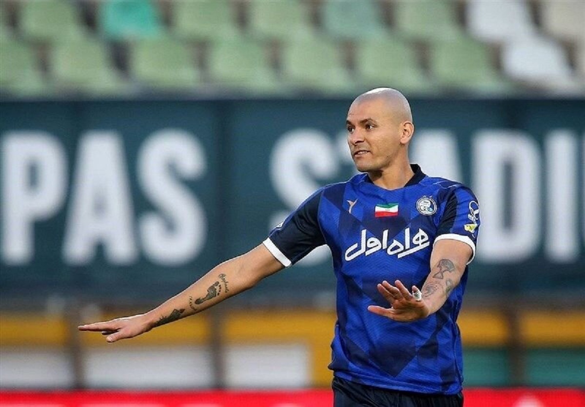 این بازیکن به استقلال میآید تا دوباره قهرمان شوند! این بازیکن به استقلال میآید تا دوباره قهرمان شوند!