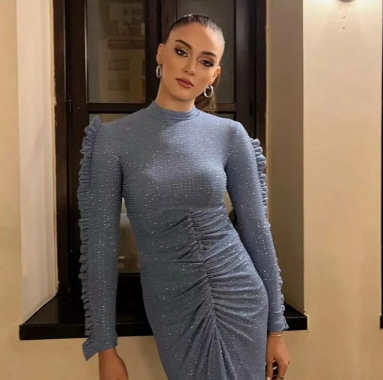 زهرا گونش والیبالیست تیم ملی ترکیه کیست؟ زهرا گونش والیبالیست تیم ملی ترکیه کیست؟