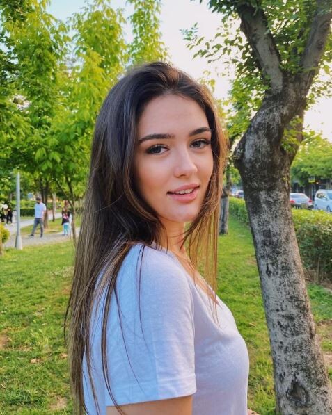 زهرا گونش والیبالیست تیم ملی ترکیه کیست؟ زهرا گونش والیبالیست تیم ملی ترکیه کیست؟