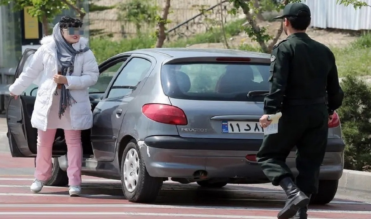 حجاب اجباری