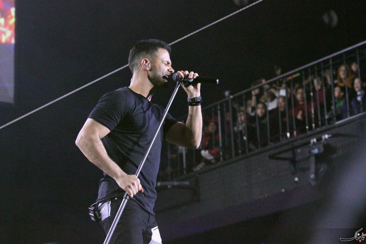 عصبانیت شدید سیروان خسروی وسط کنسرت عصبانیت شدید سیروان خسروی وسط کنسرت