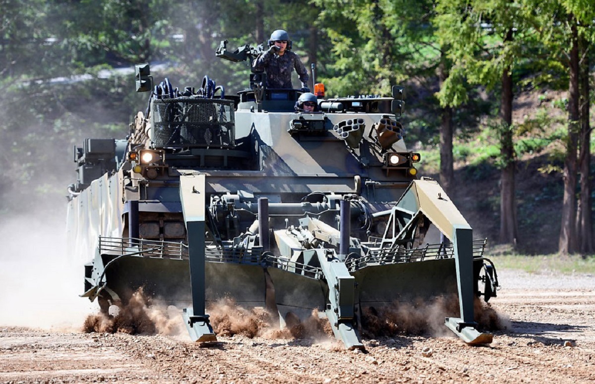 مشخصات خودروی مهندسی رزمی کره‌ای K۶۰۰