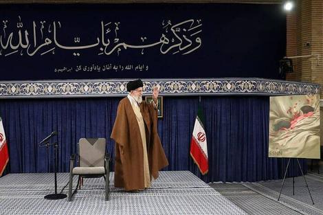 رهبر انقلاب رهبر انقلاب