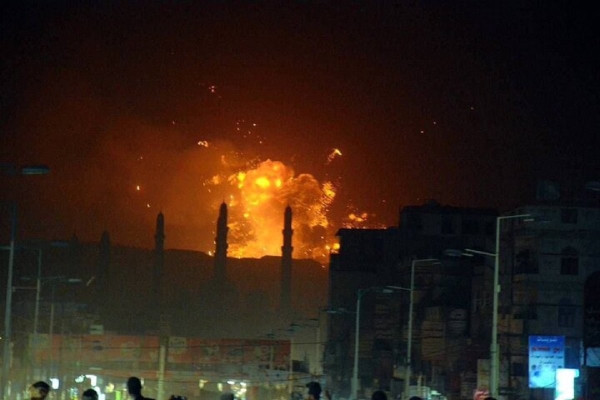 تصاویر تازه از بمباران پایگاه هوایی الدیلمی در صنعا