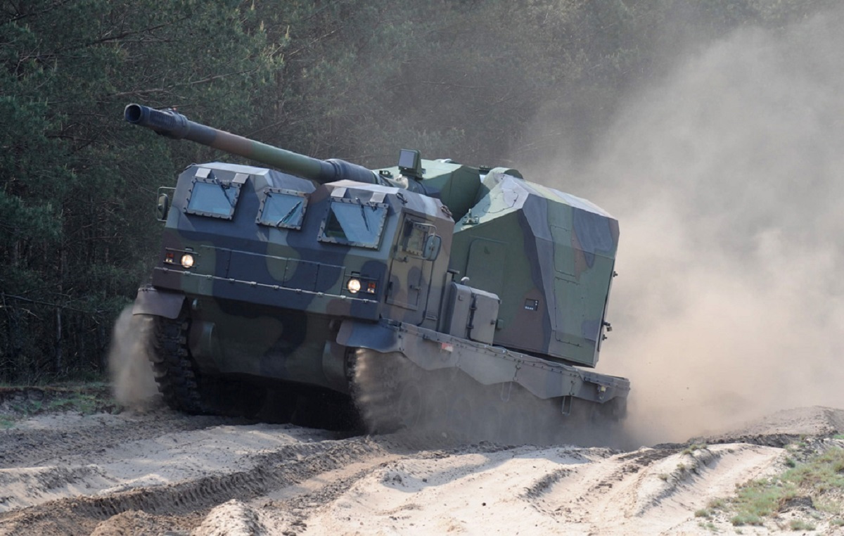 هویتزر خودکششی دونار آلمان