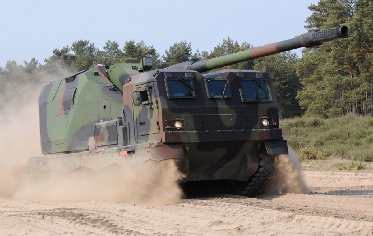 هویتزر خودکششی دونار آلمان